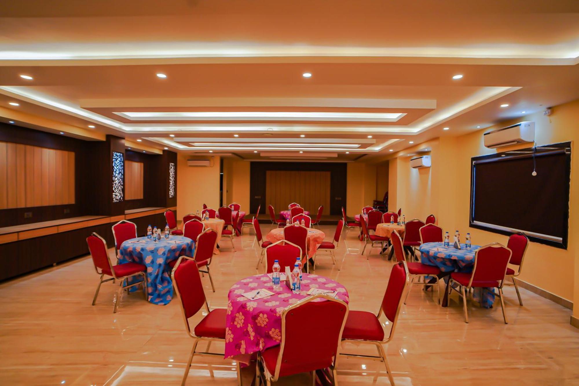 Prasant On Beach Resort !! Lift - Wifi -Restaurant-Parking Facilities-Newly Decorated Room !! Mandarmani Exteriör bild