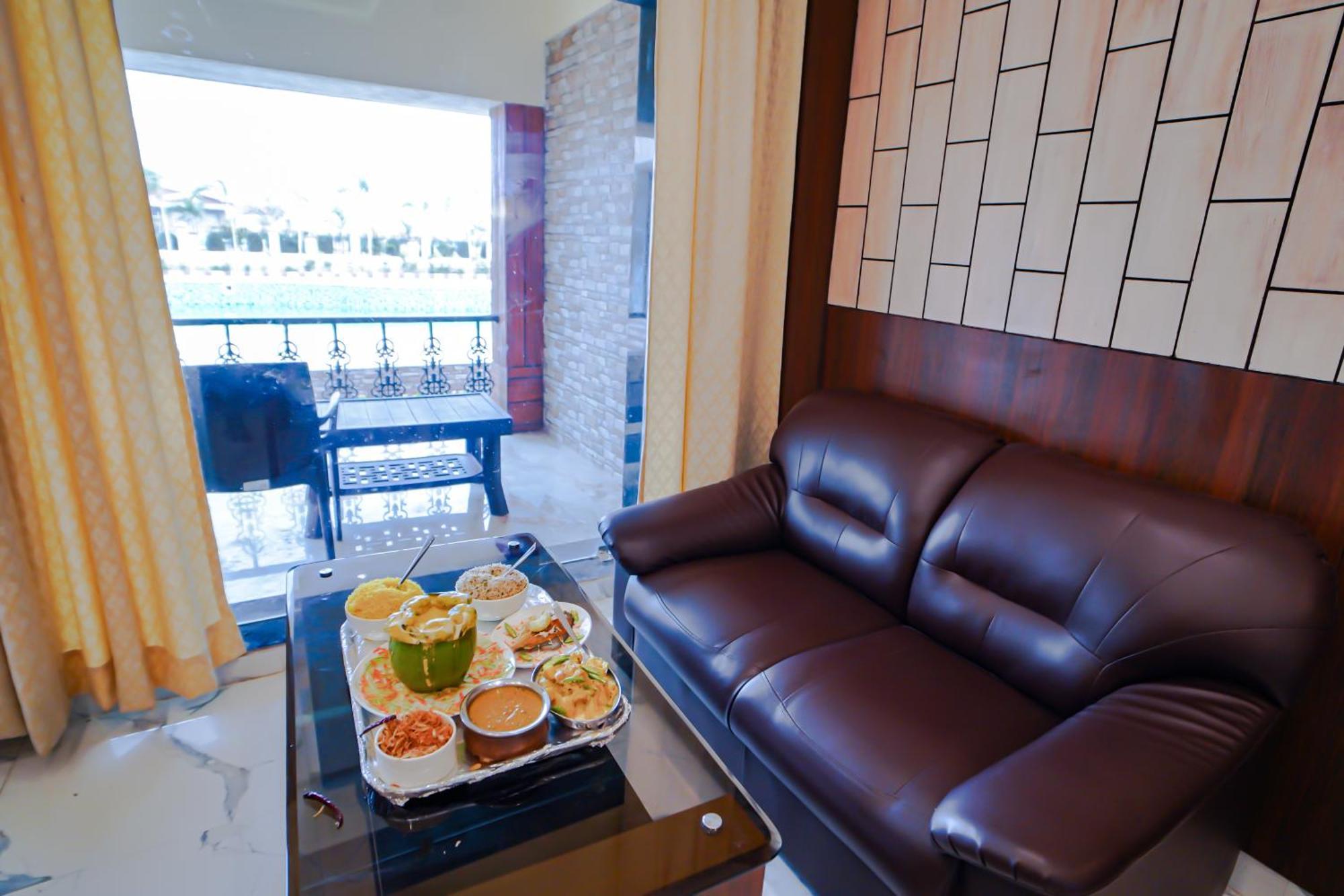 Prasant On Beach Resort !! Lift - Wifi -Restaurant-Parking Facilities-Newly Decorated Room !! Mandarmani Exteriör bild