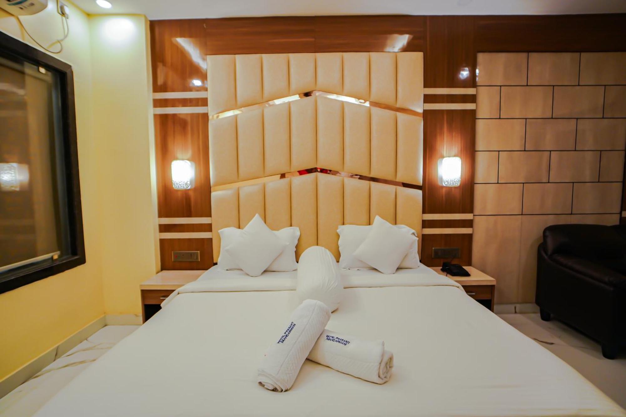 Prasant On Beach Resort !! Lift - Wifi -Restaurant-Parking Facilities-Newly Decorated Room !! Mandarmani Exteriör bild