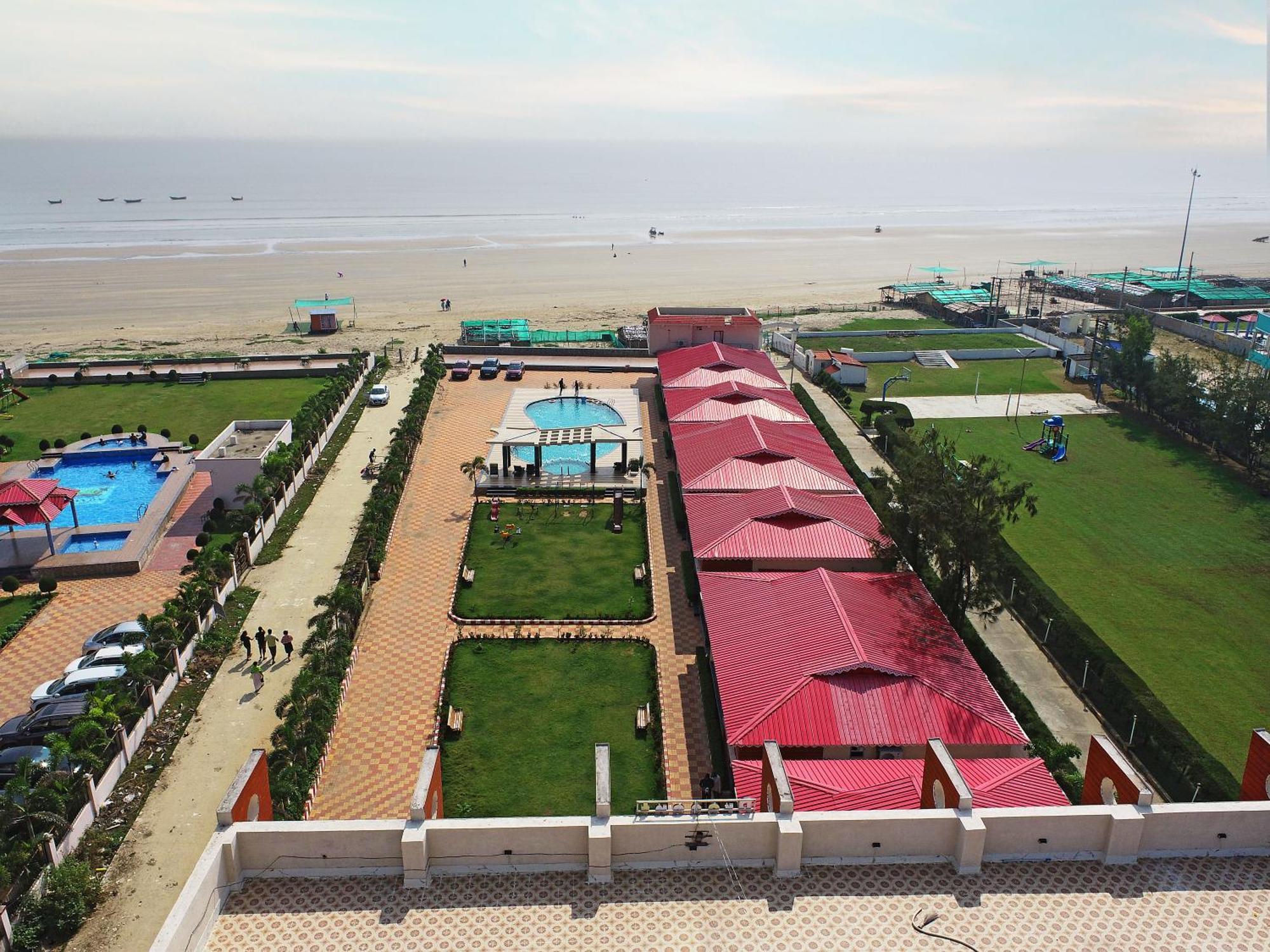 Prasant On Beach Resort !! Lift - Wifi -Restaurant-Parking Facilities-Newly Decorated Room !! Mandarmani Exteriör bild